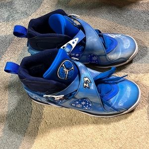 Nike Jordan Retro 8